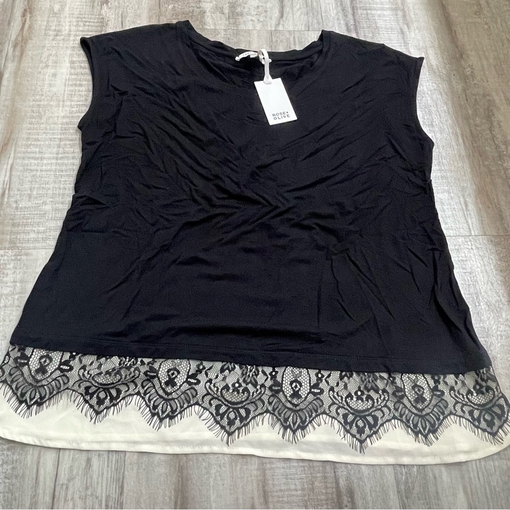 Rose + Olive Black Lace Trim Top Size XL
